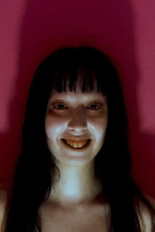I Smile for 6 Minutes