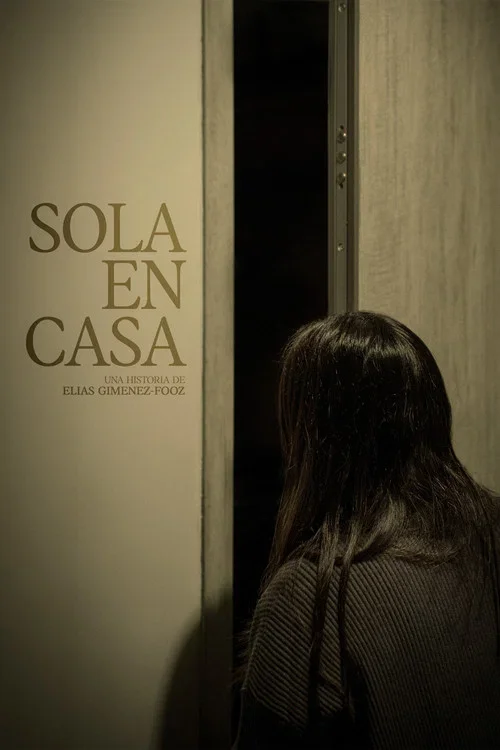 Sola En Casa (2026)